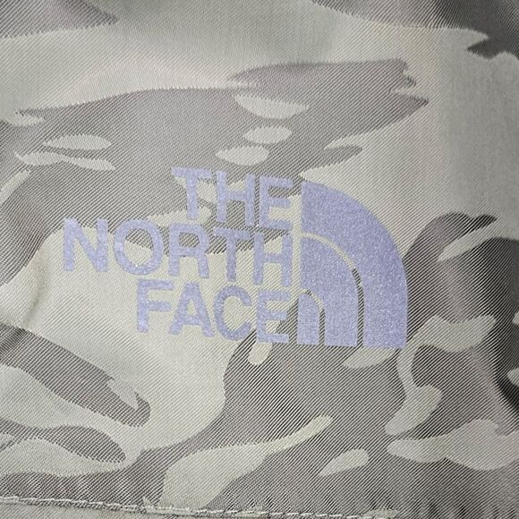 The North Face Mens S Millerton Green Camo Dryvent Hooded Raincoat - Picture 8 of 16